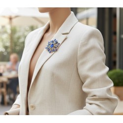 Broche fleur strass dorée bleu saphir ou ambre — grande