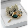 Broche feuille érable strass dorée — cristal ou vert ambre