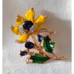 Broche fleur et pétale