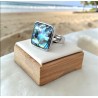 Bague en nacre bleue