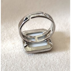 Bague en nacre bleue