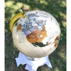 Globe terrestre en pierres semi-précieuses – Blanc nacré irisé & finitions premium