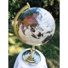 Globe terrestre en pierres semi-précieuses – Blanc nacré irisé & finitions premium