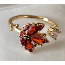 Bague ouverte zirconium feuille érable ajustable – dorée ou argentée