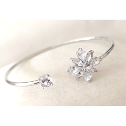 Bracelet jonc ouvert fleur zircon cubique doré acier